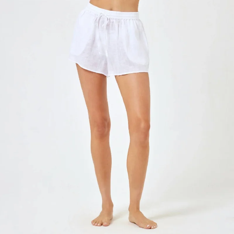 Rio Short In White